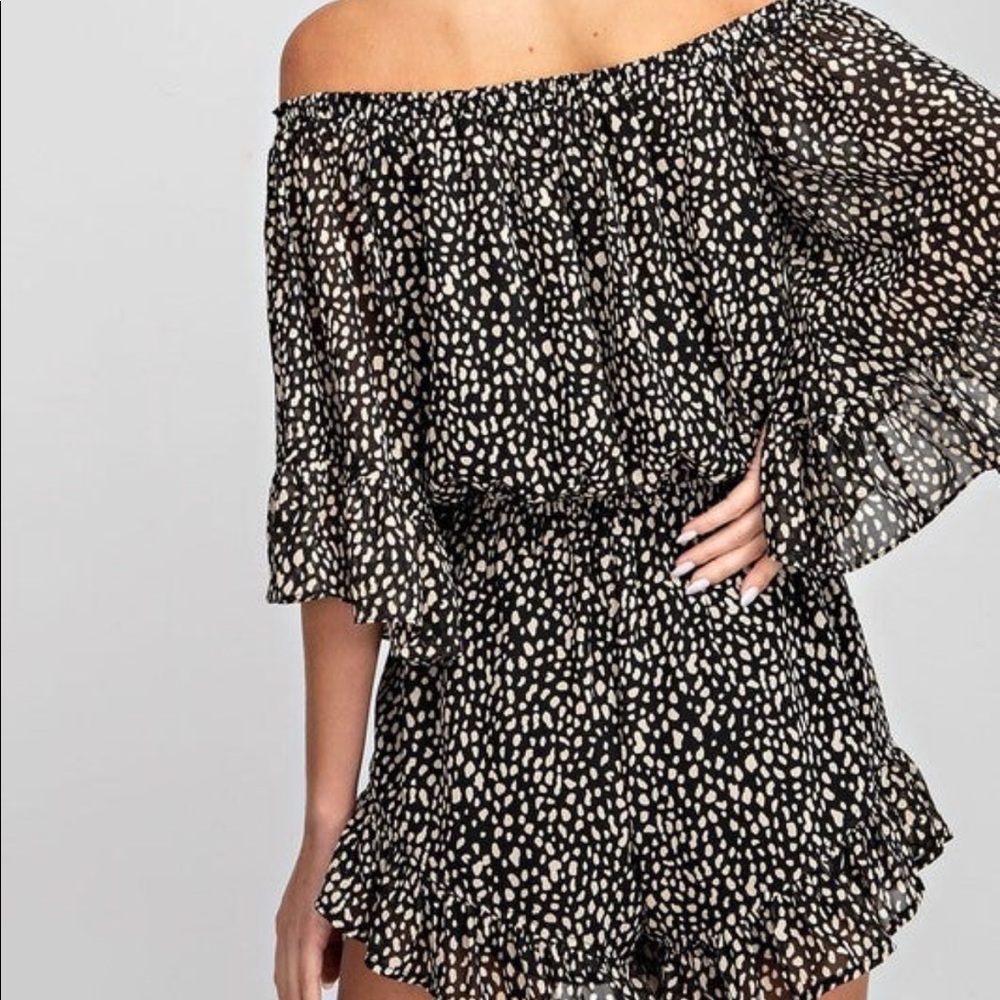 Rachel Ruffled Romper - Picture 4 of 9